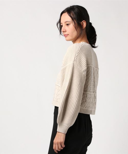 archives（アルシーヴ）の「【SETUPにも】パッチワークケーブルニットプルオーバー（ニット/セーター・レディース・ブラウン/ベージュ/ピンクベージュ・MEDIUM）」の4枚目の写真