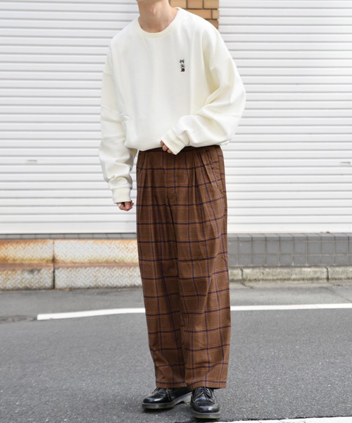 kutir(クティール)の「ブルドック刺繍裏起毛スウェット(Tシャツ/カットソー・メンズ・ブラック/ライトブルー/オフホワイト・LARGE/MEDIUM)」の10枚目の写真