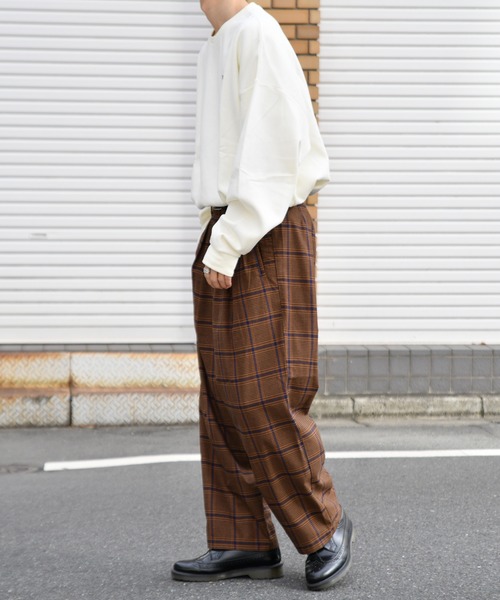 kutir(クティール)の「ブルドック刺繍裏起毛スウェット(Tシャツ/カットソー・メンズ・ブラック/ライトブルー/オフホワイト・LARGE/MEDIUM)」の11枚目の写真