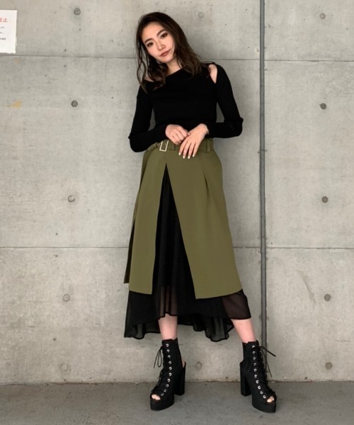 ENVYM（アンビー）の「アシンメトリーヘムコンビロングＳＫ（スカート・レディース・ブラック/カーキ/グリーン・FREE）」の5枚目の写真