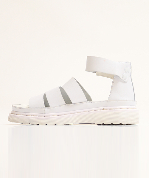 Dr. Martens（ドクターマーチン）の「CHUNKY STRAP SANDAL (Dr.Martens)（サンダル・レディース・ホワイト/ブラック・4/5）」の5枚目の写真