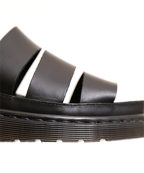 Dr. Martens（ドクターマーチン）の「CHUNKY STRAP SANDAL (Dr.Martens)（サンダル・レディース・ホワイト/ブラック・4/5）」の16枚目の写真