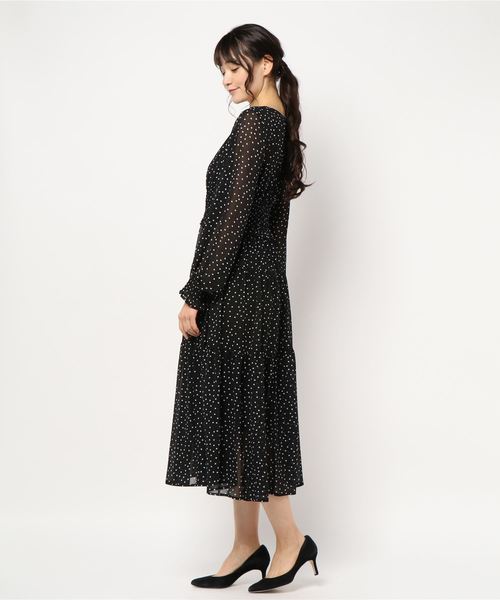 FEERICHELU(フェリーシェル)の「ロングワンピース シフォン シャーリング&ティアード FEERICHELU(ワンピース・レディース・ミント/ブラック/ブラウン・F)」の10枚目の写真