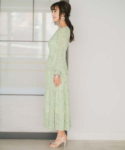 FEERICHELU(フェリーシェル)の「ロングワンピース シフォン シャーリング&ティアード FEERICHELU(ワンピース・レディース・ミント/ブラック/ブラウン・F)」の7枚目の写真