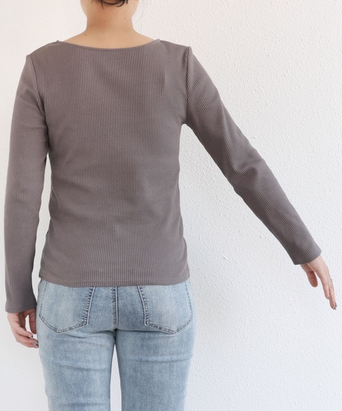 andme(アンドミー)の「テレコリブ長袖アシメネックTシャツ(Tシャツ/カットソー・レディース・ブルー系その他/ブラック/オフホワイト/チャコールグレー/ベージュ/ピンクベージュ/グリーン/イエロー/ブラウン系その他/ネイビー・M/L)」の13枚目の写真
