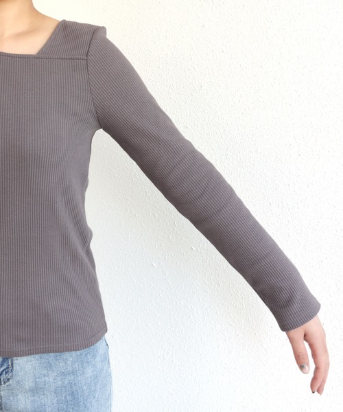 andme(アンドミー)の「テレコリブ長袖アシメネックTシャツ(Tシャツ/カットソー・レディース・ブルー系その他/ブラック/オフホワイト/チャコールグレー/ベージュ/ピンクベージュ/グリーン/イエロー/ブラウン系その他/ネイビー・M/L)」の20枚目の写真