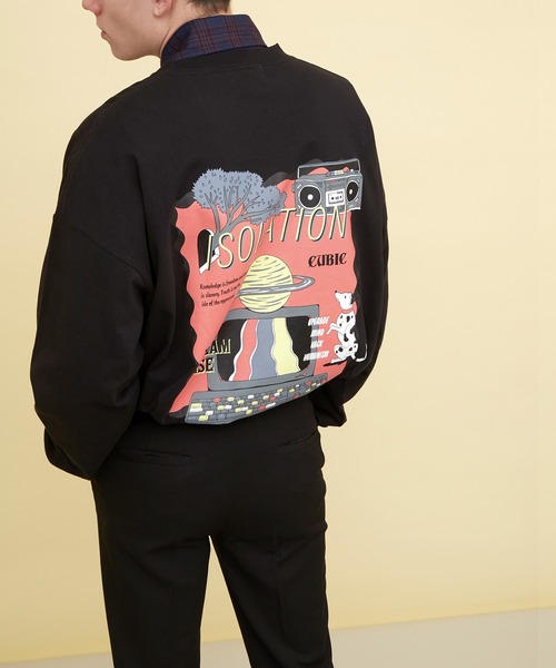 EMMA CLOTHES(エマクローズ)の「ビッグシルエット コットン天竺イラストデザインL/Sカットソー(EMMA CLOTHES - ISOLATION)(Tシャツ/カットソー・メンズ・ブラック/パープル系その他/ホワイト・M/L)」の2枚目の写真