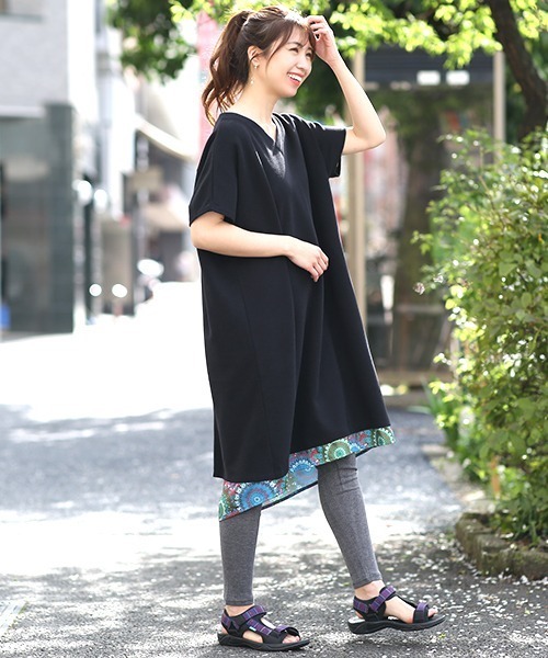 チチカカ（チチカカ）の「針抜きリブレギンス（レギンス/スパッツ・レディース・ブラック/グレー・FREE）」の3枚目の写真