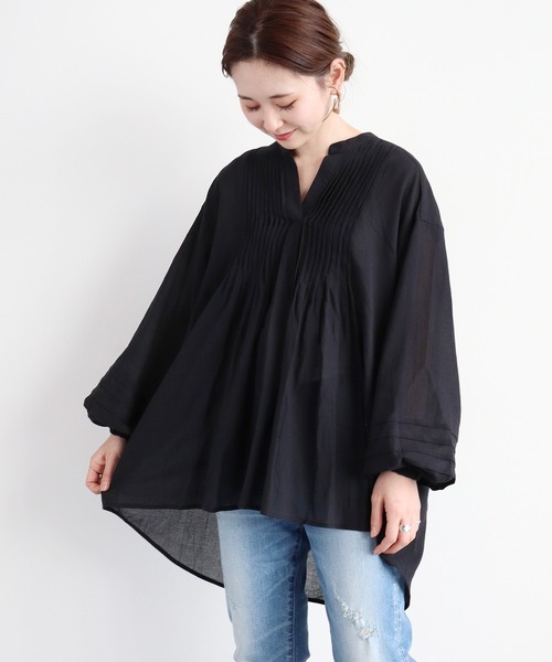 AMERICAN HOLIC(アメリカンホリック)の「ピンタックスキッパーチュニック(シャツ/ブラウス・レディース・ブラック/オフホワイト/サックスブルー/ライトベージュ・FREE)」の2枚目の写真