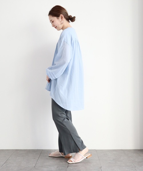 AMERICAN HOLIC(アメリカンホリック)の「ピンタックスキッパーチュニック(シャツ/ブラウス・レディース・ブラック/オフホワイト/サックスブルー/ライトベージュ・FREE)」の7枚目の写真