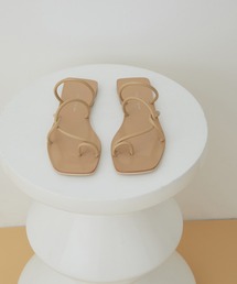 ADAM ET ROPE' | チューブストラップレザーフラット(サンダル)