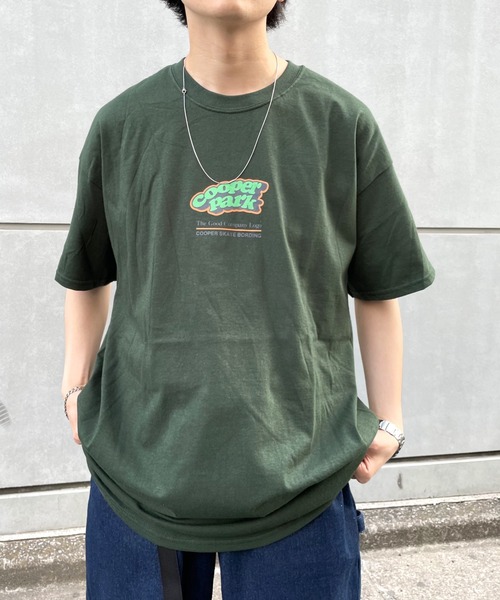 WHO'S WHO gallery(フーズフーギャラリー)の「COOPERPARK BIG TEE(Tシャツ/カットソー・メンズ・ホワイト/アッシュグレー/ブラック/ネイビー/グリーン・FREE)」の4枚目の写真