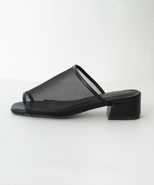 rectangle（レクタングル）の「スクエアトゥシアーサンダル（サンダル・レディース・ホワイト/ブラック/ベージュ・SMALL/MEDIUM/LARGE）」の15枚目の写真