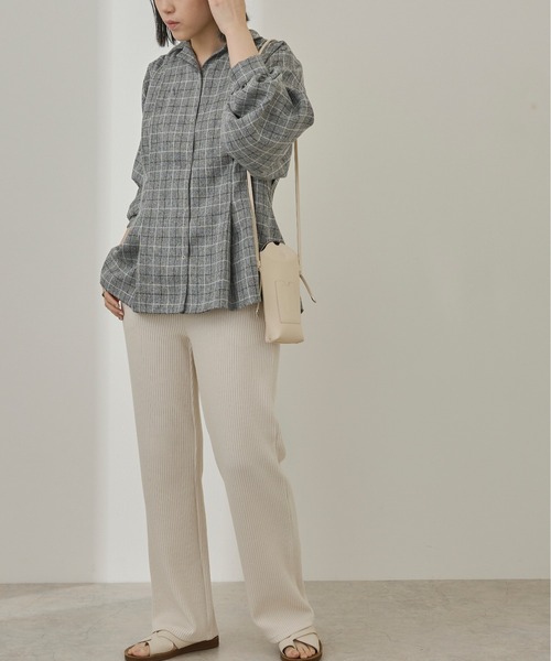 Ambre Neige(アンブルネージュ)の「ウエストタックシャツ/【WEB/EC限定商品】(シャツ/ブラウス・レディース・ホワイト/チャコールグレー/グレー・FREE)」の15枚目の写真