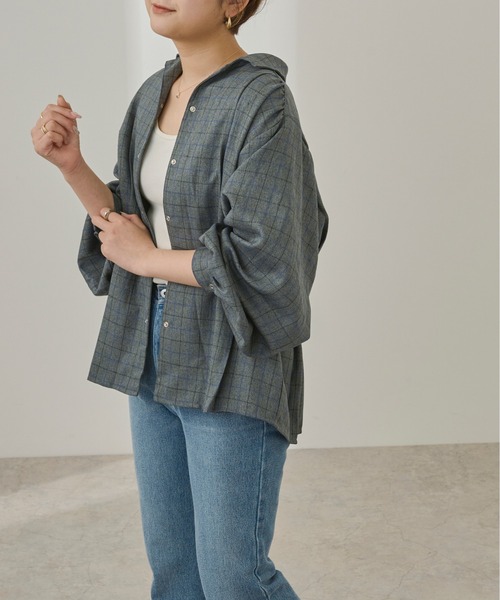 Ambre Neige(アンブルネージュ)の「ウエストタックシャツ/【WEB/EC限定商品】(シャツ/ブラウス・レディース・ホワイト/チャコールグレー/グレー・FREE)」の17枚目の写真