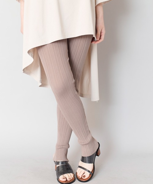 OSMOSIS（オズモーシス）の「変則リブニットレギンス（レギンス/スパッツ・レディース・ライトベージュ/グレイッシュベージュ/ブラウン/ブラック・ONE SIZE）」の4枚目の写真