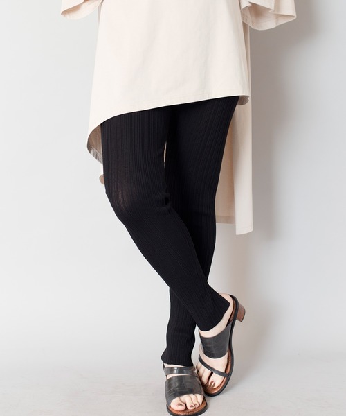 OSMOSIS（オズモーシス）の「変則リブニットレギンス（レギンス/スパッツ・レディース・ライトベージュ/グレイッシュベージュ/ブラウン/ブラック・ONE SIZE）」の2枚目の写真