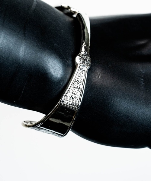 WAKAN SILVER SMITH（ワカンシルバースミス）の「【WAKANSILVERSMITH】Cutlery Butter Knife Bangle（バングル/リストバンド・メンズ・シルバー・FREE）」の9枚目の写真