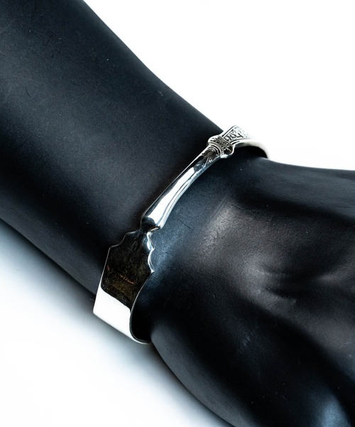 WAKAN SILVER SMITH（ワカンシルバースミス）の「【WAKANSILVERSMITH】Cutlery Butter Knife Bangle（バングル/リストバンド・メンズ・シルバー・FREE）」の11枚目の写真