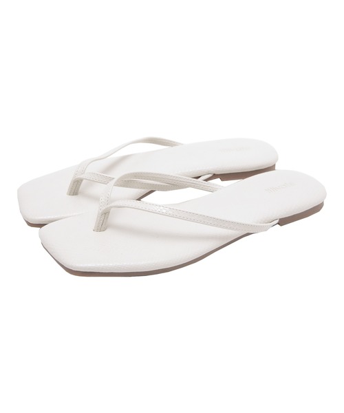 titivate(ティティベイト)の「スクエアトゥトングサンダル(サンダル・レディース・ホワイト系その他/オフホワイト/シルバー/ベージュ/ブラック・S/M/L/LL)」の17枚目の写真