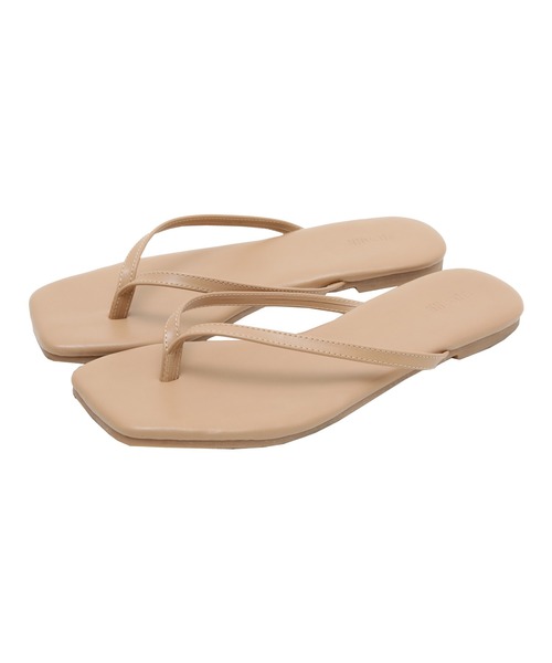 titivate(ティティベイト)の「スクエアトゥトングサンダル(サンダル・レディース・ホワイト系その他/オフホワイト/シルバー/ベージュ/ブラック・S/M/L/LL)」の7枚目の写真