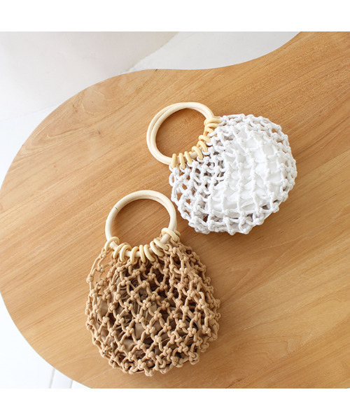 MODE ROBE（モードローブ）の「ウッドハンドル編みバッグ（ハンドバッグ・レディース・ホワイト/ベージュ・FREE）」の17枚目の写真