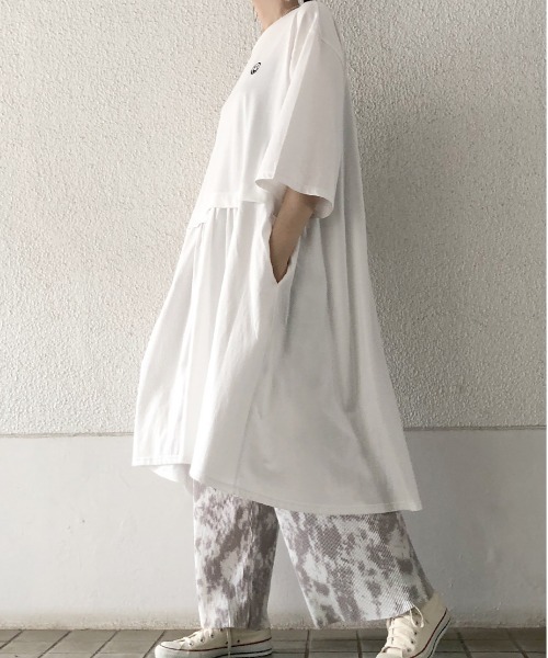 セール デッドスマイルルーズワンピース Tシャツ カットソー World Wide Love ワールドワイドラブ のファッション通販 Zozotown