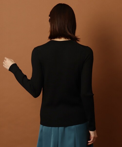 DRESSTERIOR（ドレステリア）の「◆【CLASSY.12月号掲載】ワイドリブクルーネック（ニット/セーター・レディース・ブラック/マスタード/ナチュラル・38/36）」の7枚目の写真
