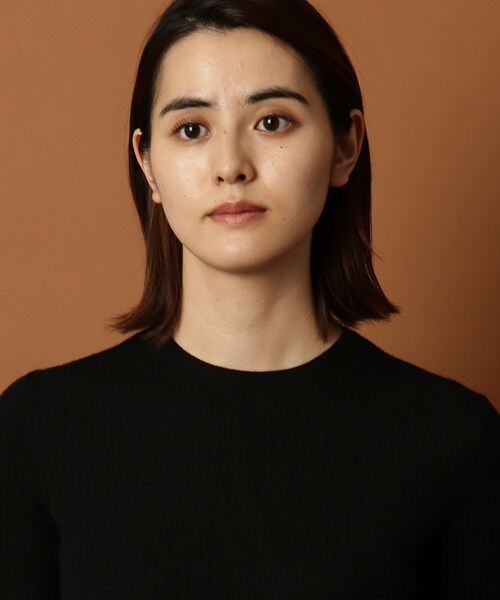 DRESSTERIOR（ドレステリア）の「◆【CLASSY.12月号掲載】ワイドリブクルーネック（ニット/セーター・レディース・ブラック/マスタード/ナチュラル・38/36）」の8枚目の写真