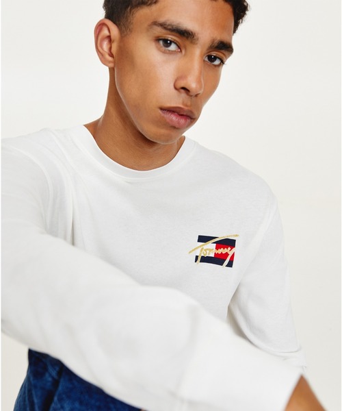 tommy jeans（トミー ジーンズ）の「ヴィンテージバックロゴロングスリーブＴシャツ（Tシャツ/カットソー・メンズ・ブラック/ホワイト・X-LARGE/SMALL/MEDIUM/LARGE）」の16枚目の写真