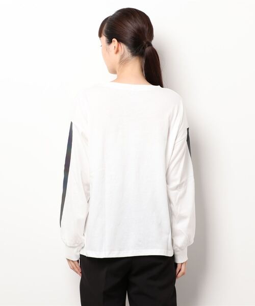 179/WG(イチナナキュウダブルジー)の「オーロラプリントロングTシャツ(Tシャツ/カットソー・レディース・チャコールグレー/グリーン/オフホワイト・FREE)」の4枚目の写真