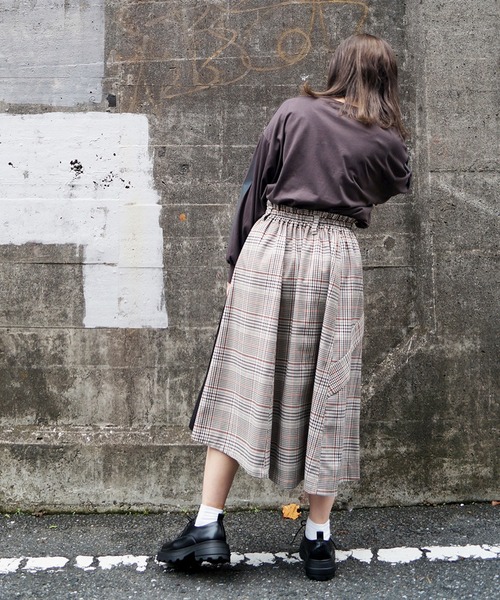 179/WG(イチナナキュウダブルジー)の「オーロラプリントロングTシャツ(Tシャツ/カットソー・レディース・チャコールグレー/グリーン/オフホワイト・FREE)」の22枚目の写真