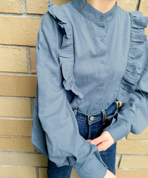 JUNOAH(ジュノア)の「スタンドカラーフリルブラウス(シャツ/ブラウス・レディース・ブラック/ホワイト/ブルー/ベージュ/グレー/キャメル・MEDIUM/LARGE)」の12枚目の写真