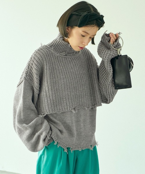 forksy.(フォルクシー)の「【forksy.】レイヤードダメージアンサンブル ボリュームスリーブニット(ニット/セーター・レディース・ブラック/ベージュ/グレー/アイボリー/ブルーグレー・FREE)」の7枚目の写真