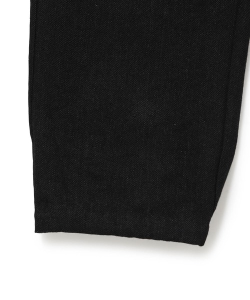 WILD LIFE TAILOR Adam et Rope'（ワイルドテーラーアダムエロペ　）の「【WILD LIFE TAILOR】Lyria イージーカーゴパンツ（カーゴパンツ・メンズ・チャコールグレー/ブラック系その他・M/L）」の3枚目の写真