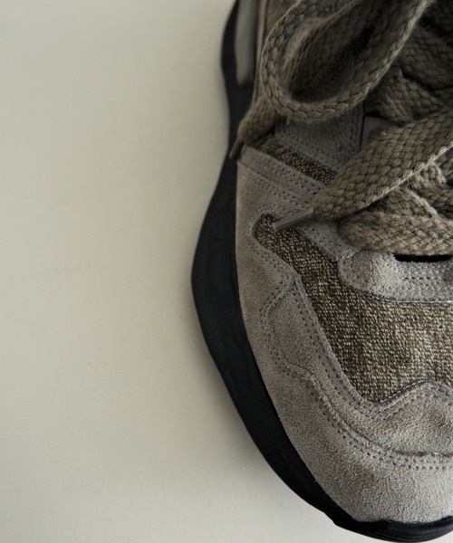 Nigel Cabourn（ナイジェルケーボン）の「Nigel Cabourn×MIHARA YASUHIRO/ナイジェルケーボン×ミハラヤスヒロ　RUNNING TRAINER-MILITARY メゾンミハラ（スニーカー・レディース・アーミー・38/37）」の11枚目の写真