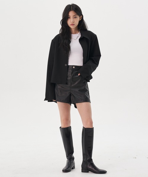 FEKETE（フェケテ）の「FEKETE MADE METAL LOGO PEARL NECKLACE（ネックレス・レディース・シルバー・FREE）」の17枚目の写真