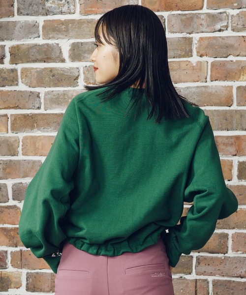 MILKFED.(ミルクフェド)の「COLLEGE LOGO SWEAT TOP(スウェット・レディース・ホワイト/ブラック/グリーン/ネイビー・ONE SIZE)」の7枚目の写真