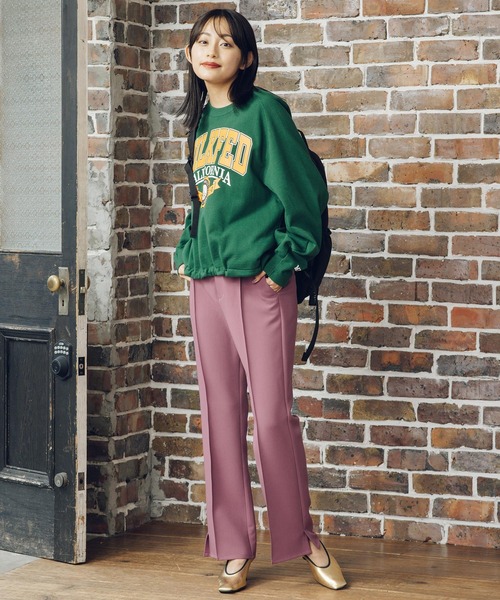 MILKFED.(ミルクフェド)の「COLLEGE LOGO SWEAT TOP(スウェット・レディース・ホワイト/ブラック/グリーン/ネイビー・ONE SIZE)」の14枚目の写真