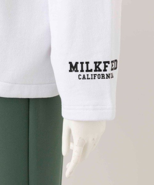 MILKFED.(ミルクフェド)の「COLLEGE LOGO SWEAT TOP(スウェット・レディース・ホワイト/ブラック/グリーン/ネイビー・ONE SIZE)」の21枚目の写真