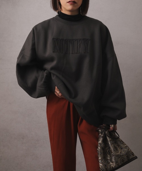 ap retro（アプレトロ）の「刺繍ロゴボリューム袖裏毛プルオーバー（Tシャツ/カットソー・レディース・スミクロ/アイボリー/ブルー/グレイッシュブルー・FREE）」の11枚目の写真