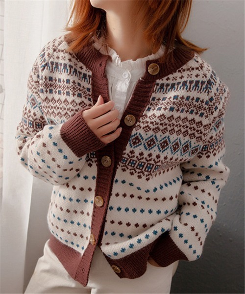 MAISON DE THERESE(メゾン ド テレーズ)の「ボタン付きニットカーディガン(カーディガン/ボレロ・レディース・ブラウン/ホワイト・FREE)」の10枚目の写真