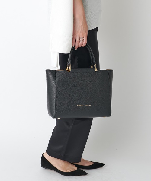 IACUCCI（イアクッチ）の「サブリナ M CERVO ≪CLASSIC