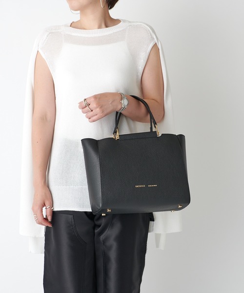 IACUCCI（イアクッチ）の「サブリナ M CERVO ≪CLASSIC