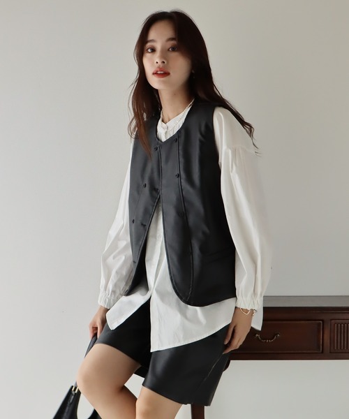 BLUEEAST(ブルーイースト)の「タックショートパンツ(その他パンツ・レディース・ブラック/ブラウン/アイボリー/ダークブラウン/アイボリー系/ブラック系/ベージュ系・MEDIUM/SMALL/LARGE)」の22枚目の写真