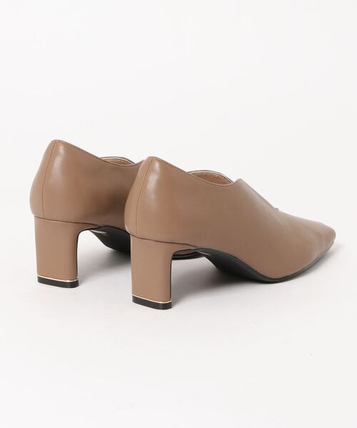 YECCA VECCA（イェッカヴェッカ）の「スクエアトゥシューティ＊（パンプス・レディース・チャコールグレー/ダークベージュ・M/L）」の4枚目の写真