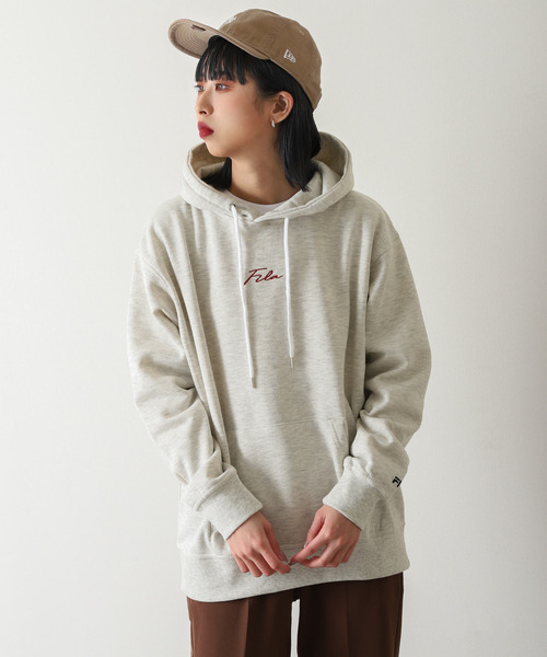 FILA（フィラ）の「【FILA】筆記体刺繍プルオーバーパーカー（パーカー・レディース・ホワイト/ネイビー/ブラック/オートミール/アイボリー系1/ネイビー系/ホワイト系2/ネイビー系1/ブラック系/アイボリー系2/ホワイト系3/アイボリー系3/ホワイト系4/アイボリー系4/ネイビー系2/ホワイト系/アイボリー系/ホワイト系1・MEDIUM/LARGE/X-LARGE）」の11枚目の写真