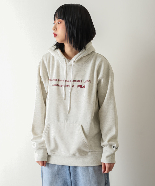 FILA（フィラ）の「【FILA】筆記体刺繍プルオーバーパーカー（パーカー・レディース・ホワイト/ネイビー/ブラック/オートミール/アイボリー系1/ネイビー系/ホワイト系2/ネイビー系1/ブラック系/アイボリー系2/ホワイト系3/アイボリー系3/ホワイト系4/アイボリー系4/ネイビー系2/ホワイト系/アイボリー系/ホワイト系1・MEDIUM/LARGE/X-LARGE）」の14枚目の写真