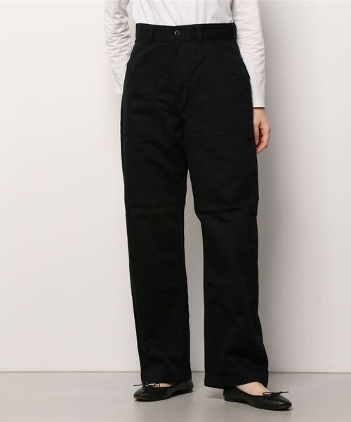 Alpha Industries(アルファインダストリーズ)の「ワイドベイカーパンツ(チノパンツ・レディース・ブラック/オリーブ・SMALL/MEDIUM)」の2枚目の写真