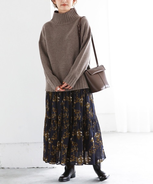 SLOBE IENA(スローブイエナ)の「レーヨンジョーゼットフラワースカート【ウエストゴム】◆(スカート・レディース・ネイビー/グリーン・FREE)」の15枚目の写真